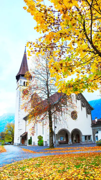 湖间小镇因特拉肯 - Screenshot 1