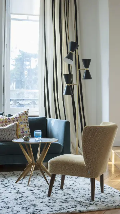 你还没有落地灯？