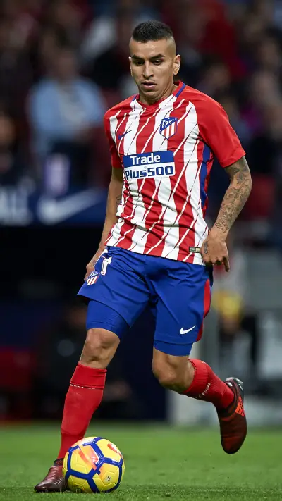 “新阿圭罗”科雷亚