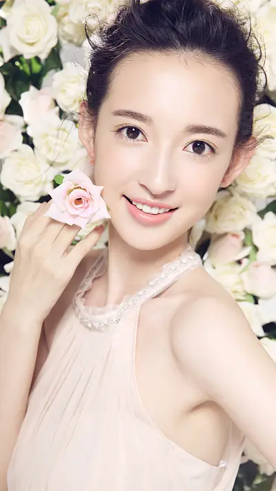 “鹿眼少女”康宁 