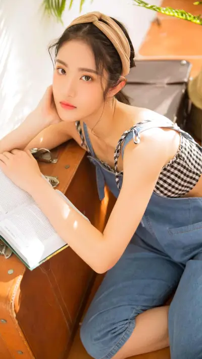 你与女神只差一根发带